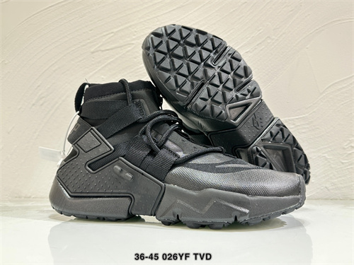 Nike Air Huarache Gripp QS-0005