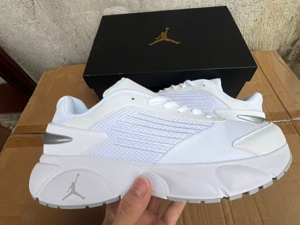 Jordan TRUNNER FLOW-W-0005