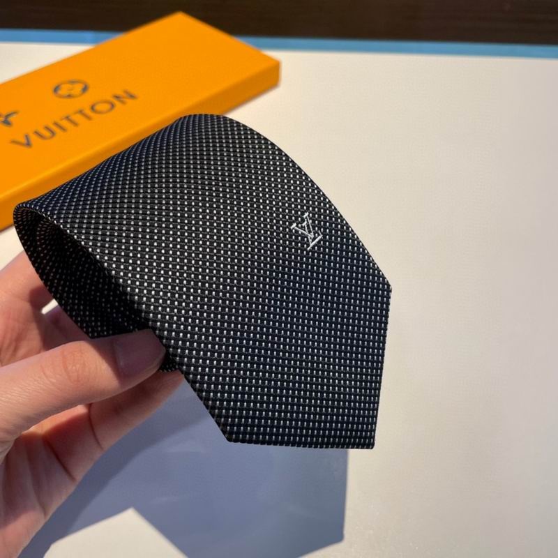Lv-Tie-0041
