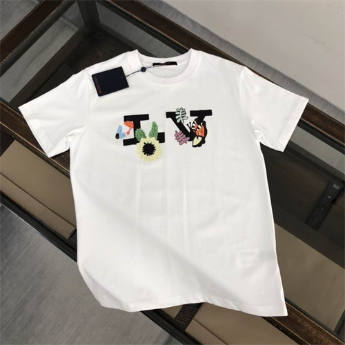 Lv Round neck T-shirt-M-1070