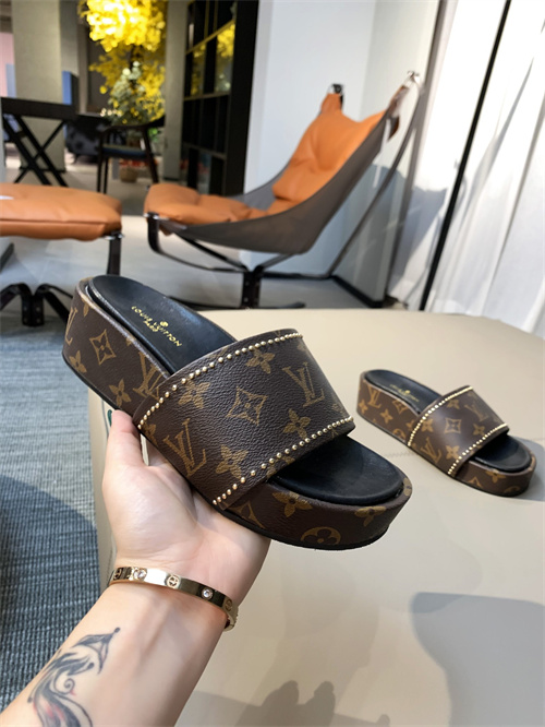 LV Sandal-W-262