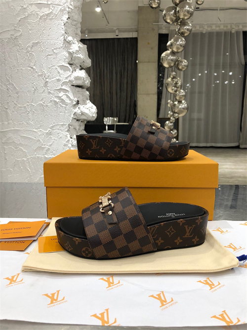 LV Sandal-W-326