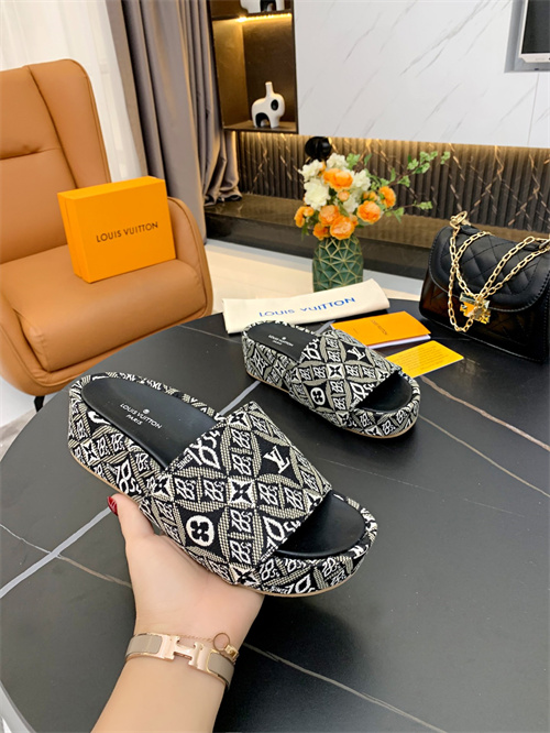 LV Sandal-W-135