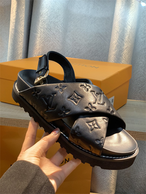LV Sandal-W-402