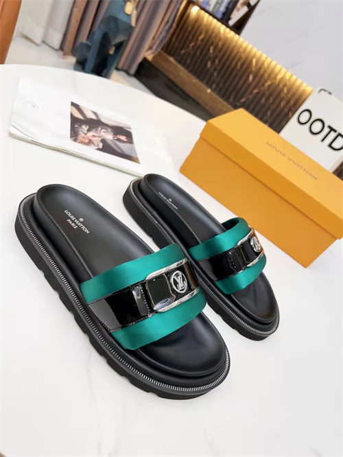 LV Sandal-W-490