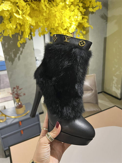LV Boots(AAA)-157
