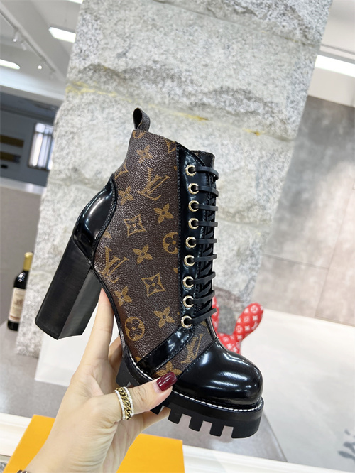 LV Boots(AAA)-183