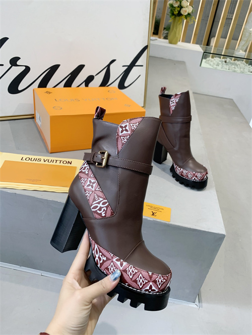 LV Boots(AAA)-065