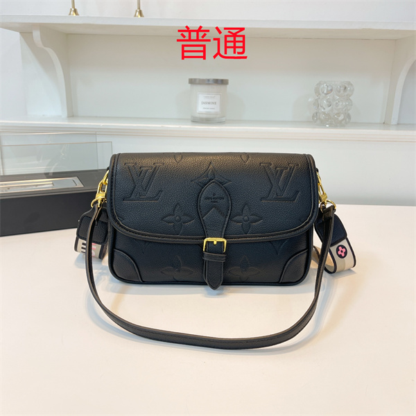 LV small bag-1264
