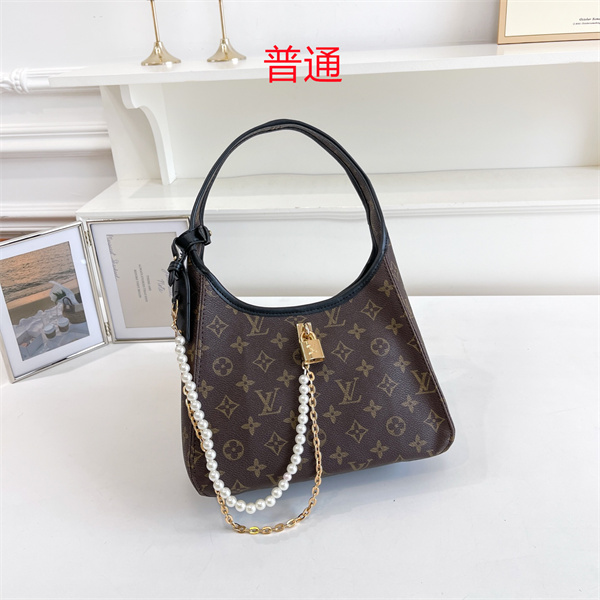 LV small bag-1542
