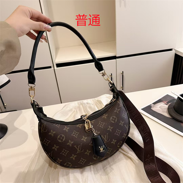LV small bag-0818