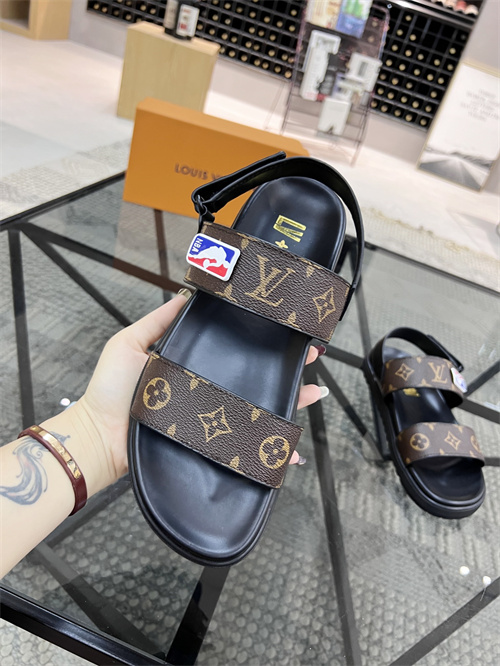 LV Sandal-M(2)-035