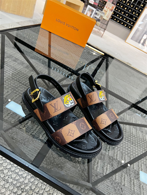 LV Sandal-M(2)-046