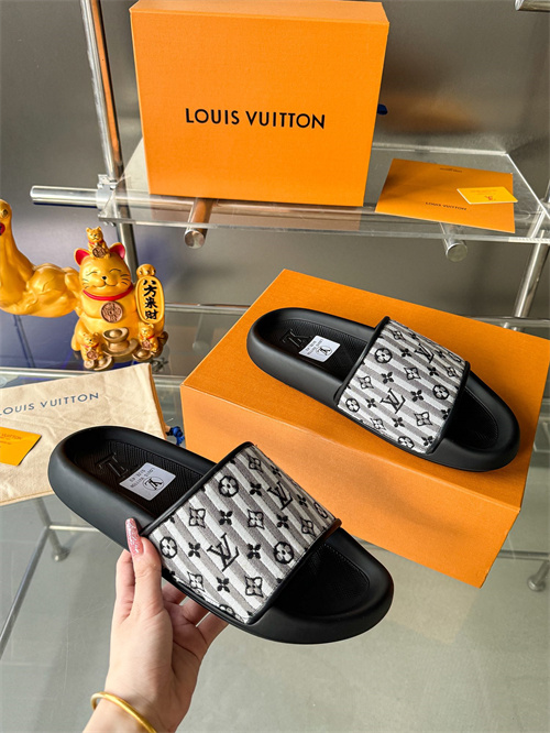 LV Sandal-M(3)-0049