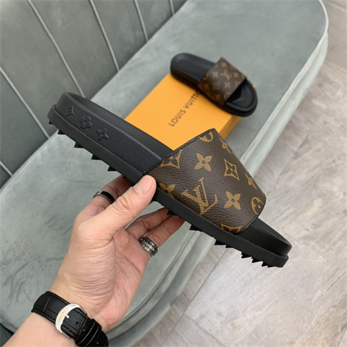LV Sandal-M-348