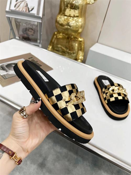 LV Sandal-M-858