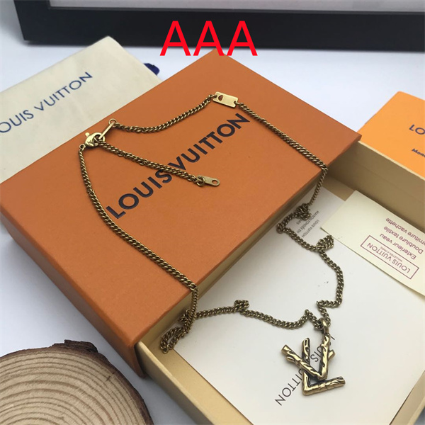 LV Necklace-013