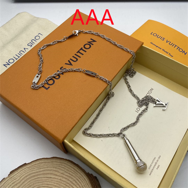 LV Necklace-038