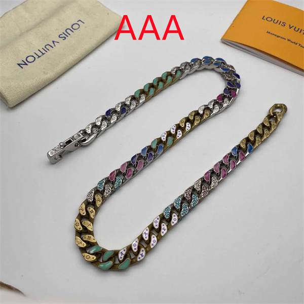 LV Necklace-039