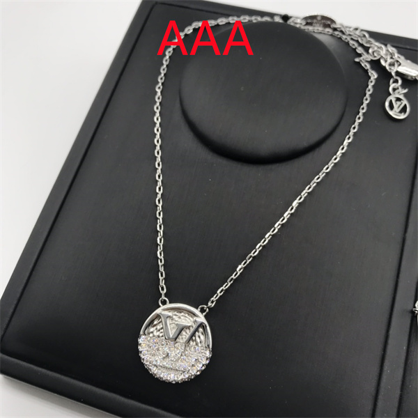 LV Necklace-048