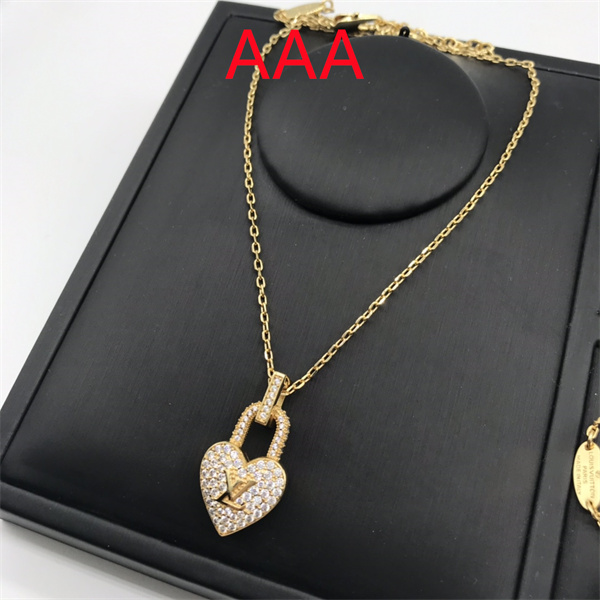 LV Necklace-050