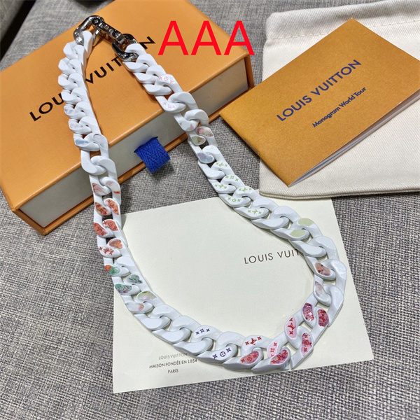 LV Necklace-058
