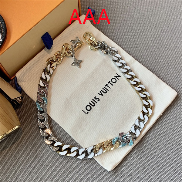 LV Necklace-067