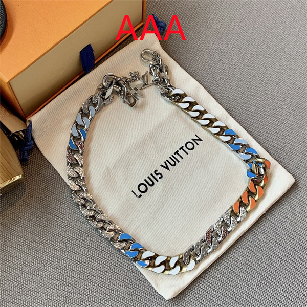 LV Necklace-068