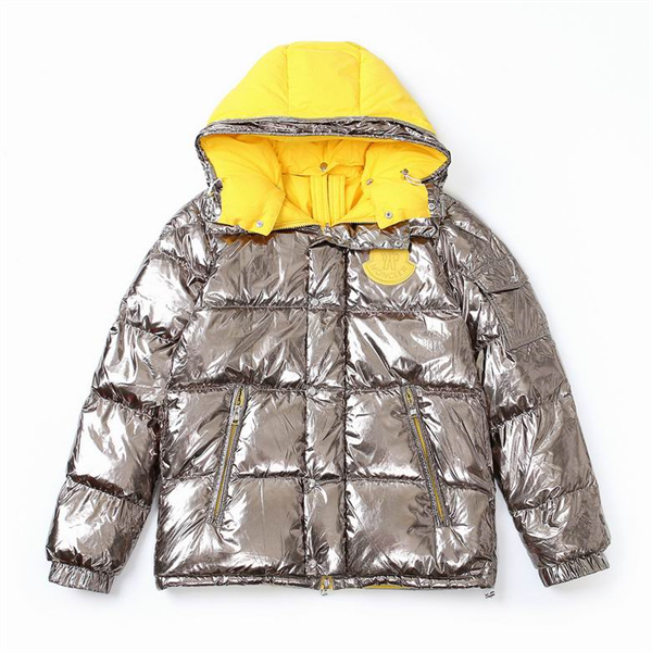 Moncler Down Jacket-M-056