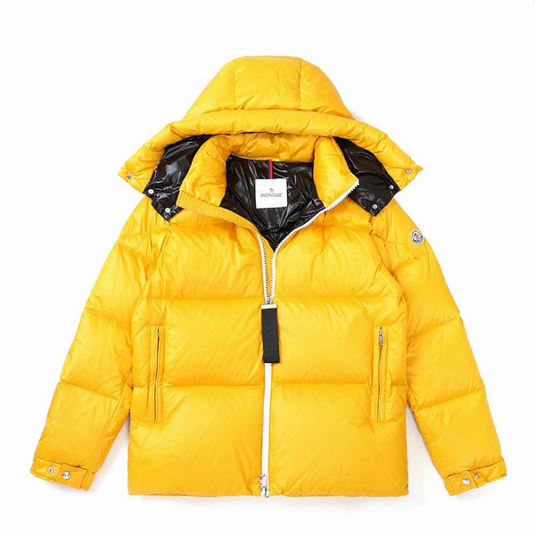 Moncler Down Jacket-M-058