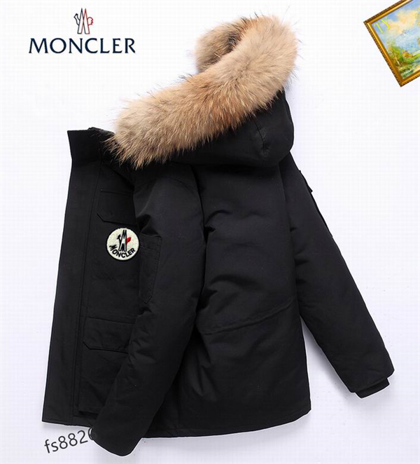 Moncler Down Jacket-M-073