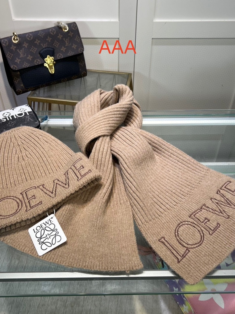 Loewe Hat and scarvf(AAA)-0051
