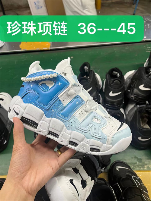 NIKE AIR MORE UPTEMPO-W-0069