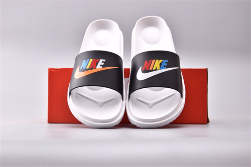 NIKE Hydro-0042