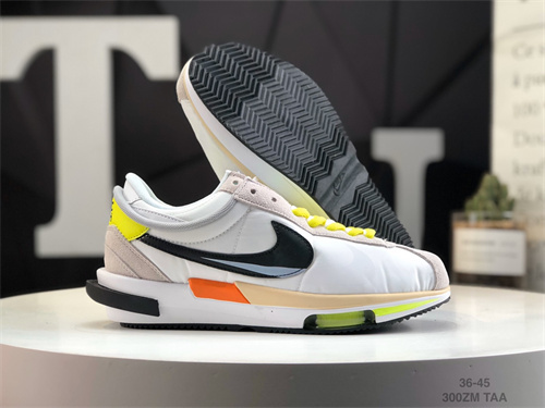NIKE LDWAFFLE SACAI-W-057