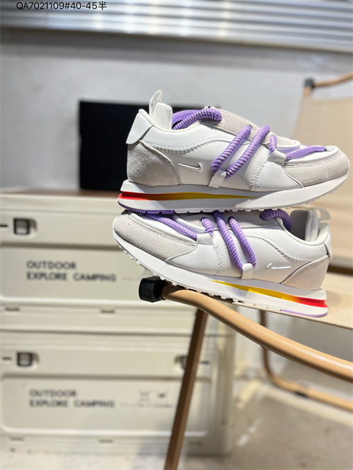 NIKE LDWAFFLE SACAI-M-0113