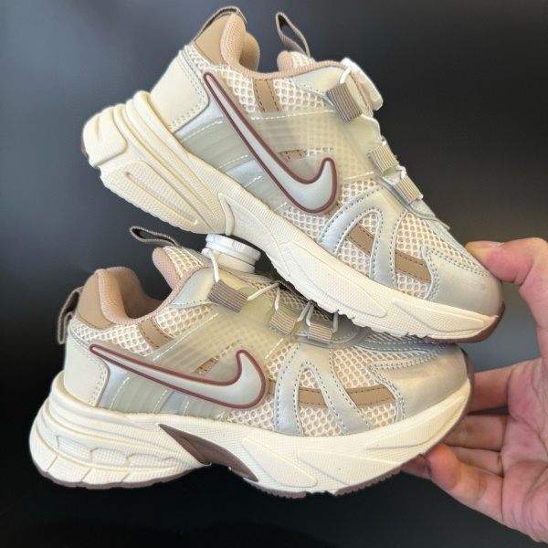 Nike V2K Runtekk(Kids)-0026