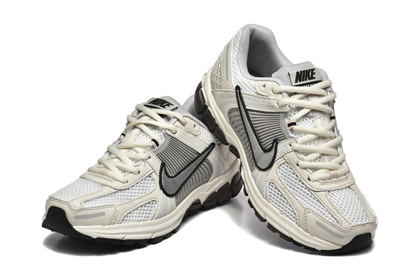 Nike ZOOM VOMERO 5-W-0040