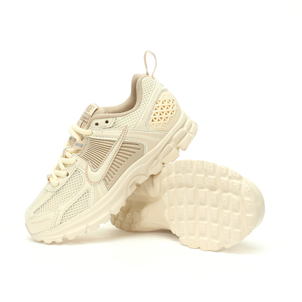 Nike ZOOM VOMERO 5(Kids)-0004