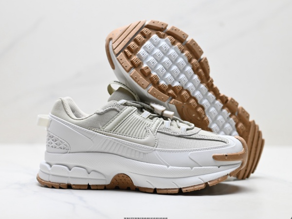 Nike ZOOM VOMERO 7-M-0018
