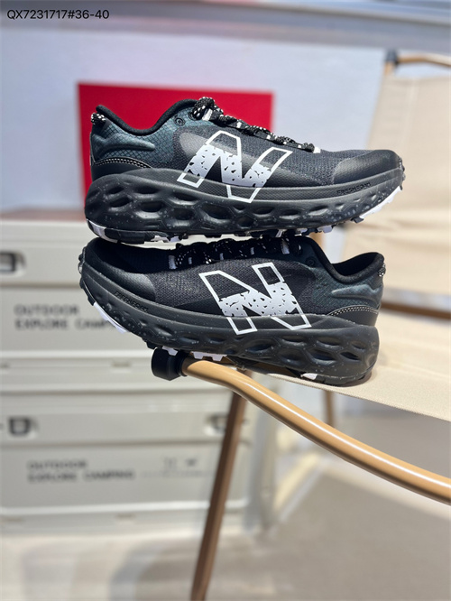 New Balance Shoes-W-0715