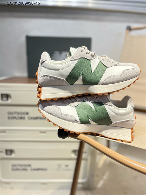 New Balance Shoes-M-1372