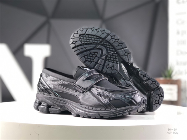 New Balance Shoes-M-1875