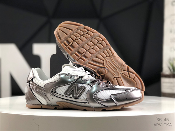 New Balance Shoes-W-2025
