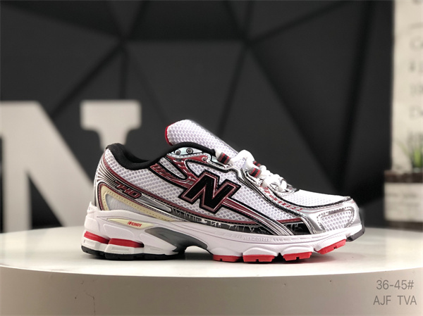 New Balance Shoes-W-2052