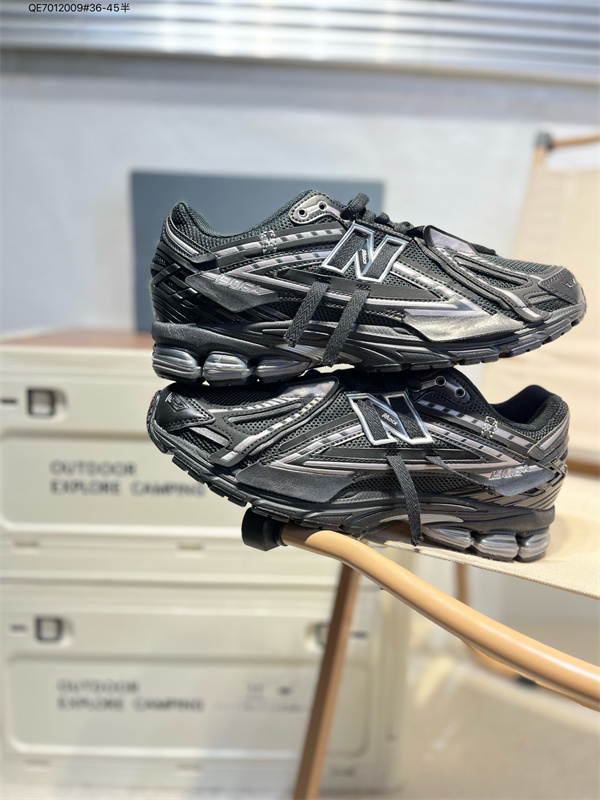 New Balance Shoes-W-2110