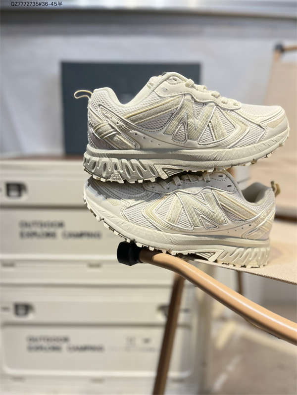 New Balance Shoes-W-2245