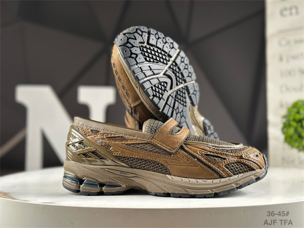 New Balance Shoes-W-2379