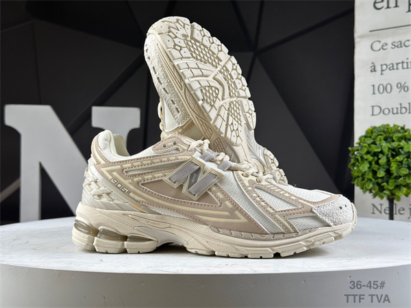 New Balance Shoes-W-2399