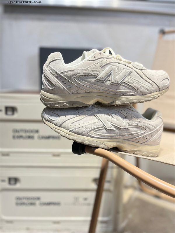 New Balance Shoes-M-2401